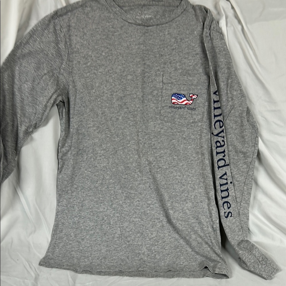 Vineyard Vines Heather Gray Long Sleeve 4th of July Tee
